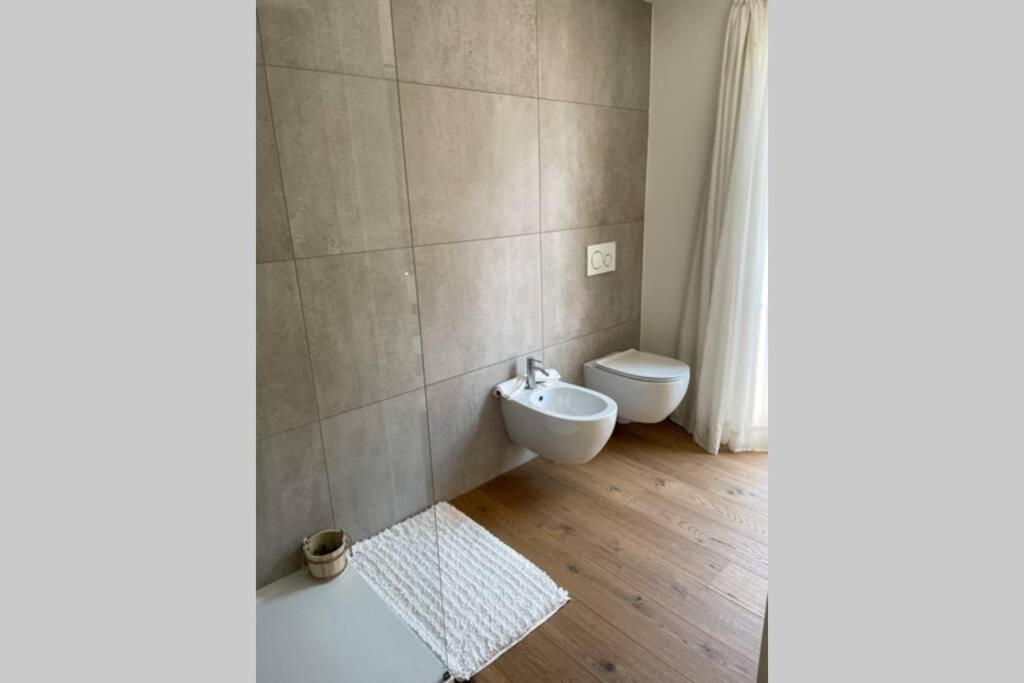 Design Apartment In The Heart Of 볼차노 외부 사진